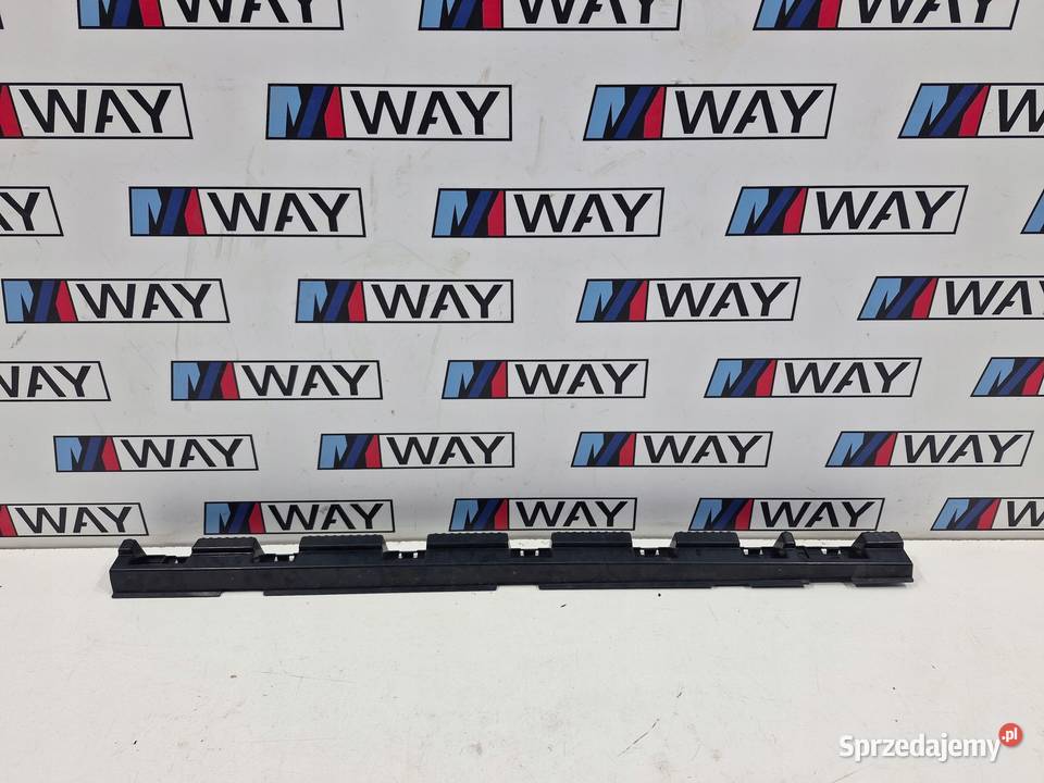 BMW X1 F48 ŚLIZG MOCOWANIE PROGU PRAWE 2991494 osobowe