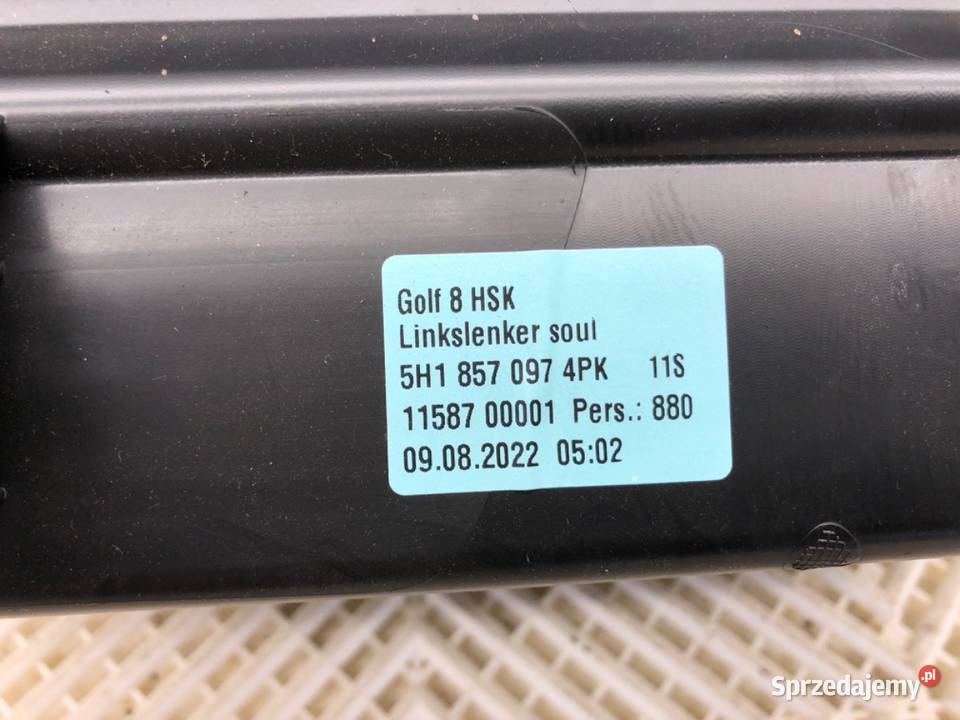 SCHOWEK PASAŻERA VW GOLF VIII Hatchback