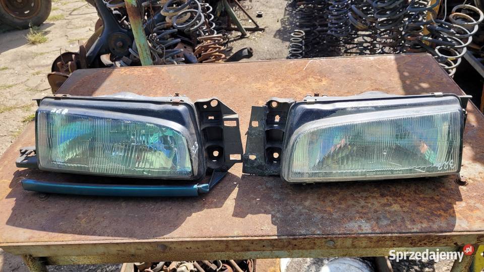 Lampy przednie Mazda 323 Oświetlenie