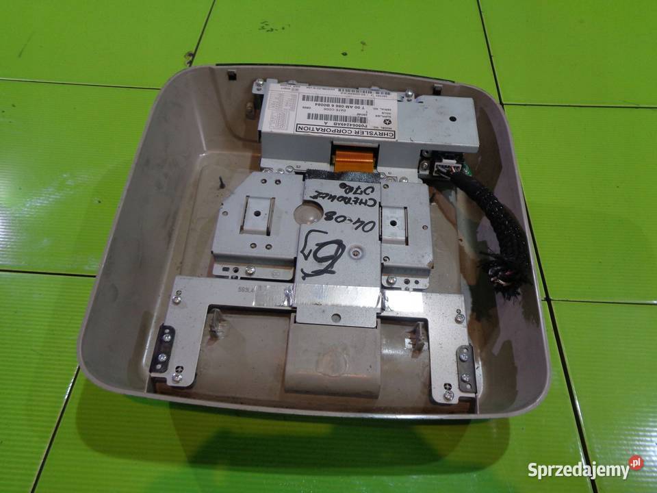 GRAND CHEROKEE WK 07 ekran monitor wyswietlacz Wyposażenie wnętrza mazowieckie Suków