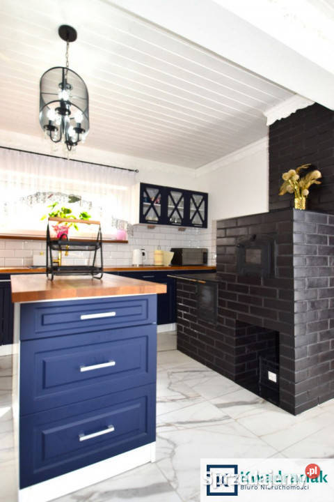 sprzedaży domu wolnostojącego Bóbrka 158m2