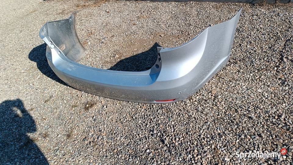 Zderzak tył tylny Toyota Avensis T27 III lakier małopolskie