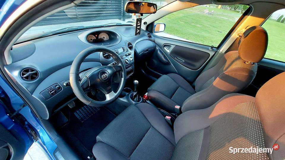 Toyota Yaris TS 5d 15 VVTi 105 super stan 1 manualna małopolskie