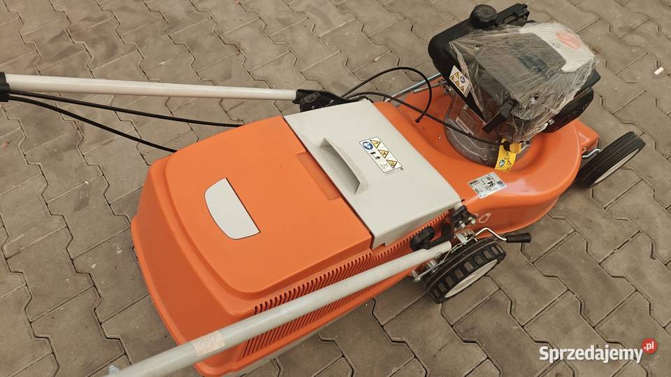 STIHL RM 2482 T KOSIARKA SPALINOWA z napędem Kosiarki spalinowe Rząśno