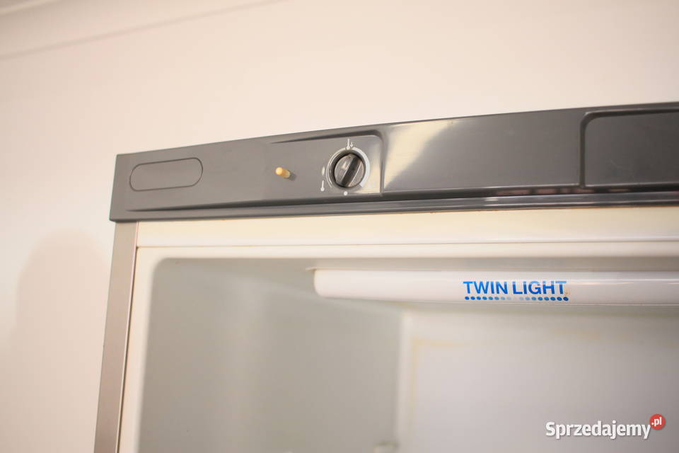 Lodówka Indesit BIAAA 13