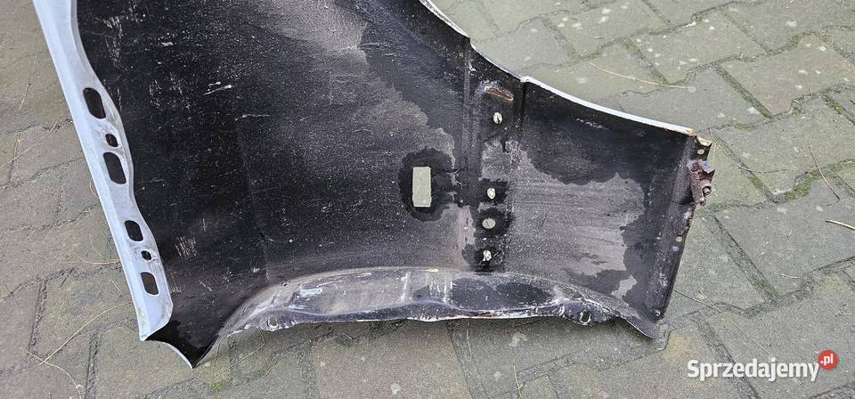 Błotnik lewy przód mercedes w202 zamiennik Zbąszyń