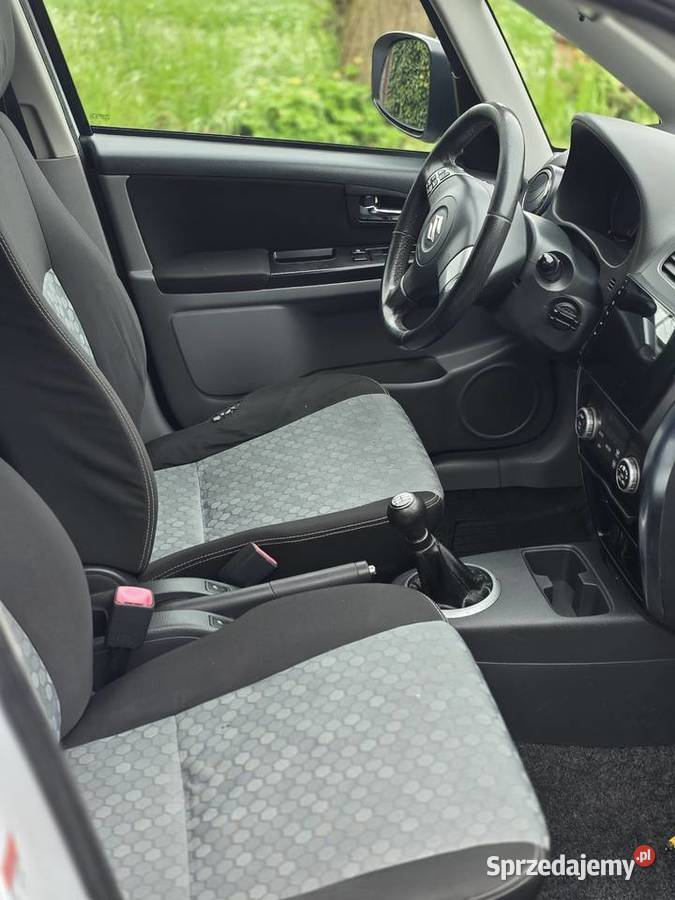 Suzuki sx4 2012 16 4x4 SX4 Niepołomice