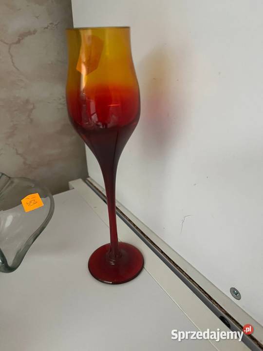 Kielich w czerwieni Projekt Zbigniew Horbowy Gdańsk