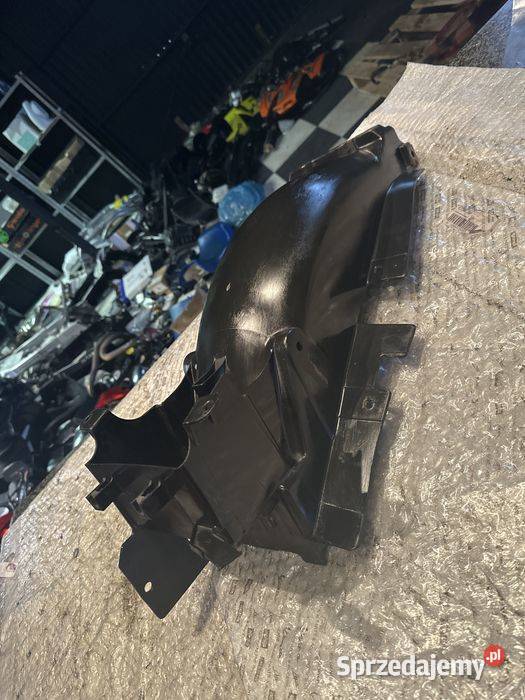 Honda NTV 650 RC33 Nadkole Błotnik Tył Poznań