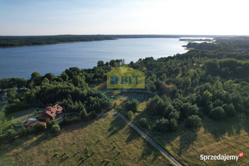 Zadbany dom całoroczny jeziorem Lubie wolnostojący Domy sprzedam