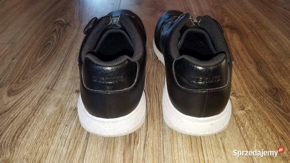 Buty do golfa Mizuno Nexlite GS 4445 295 Skóra Białystok sprzedam