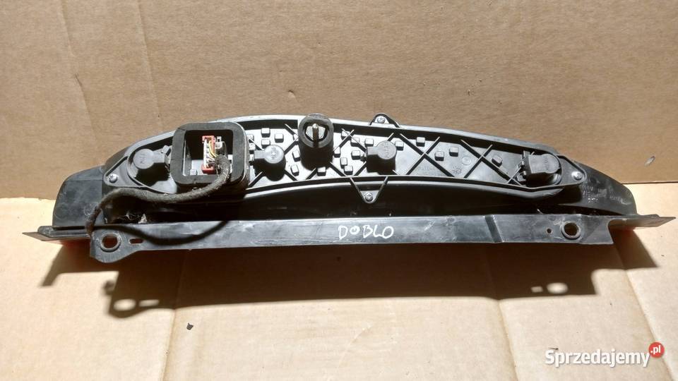 FIAT DOBLO I VAN LAMPA TYŁ PRAWA Zbierkowo