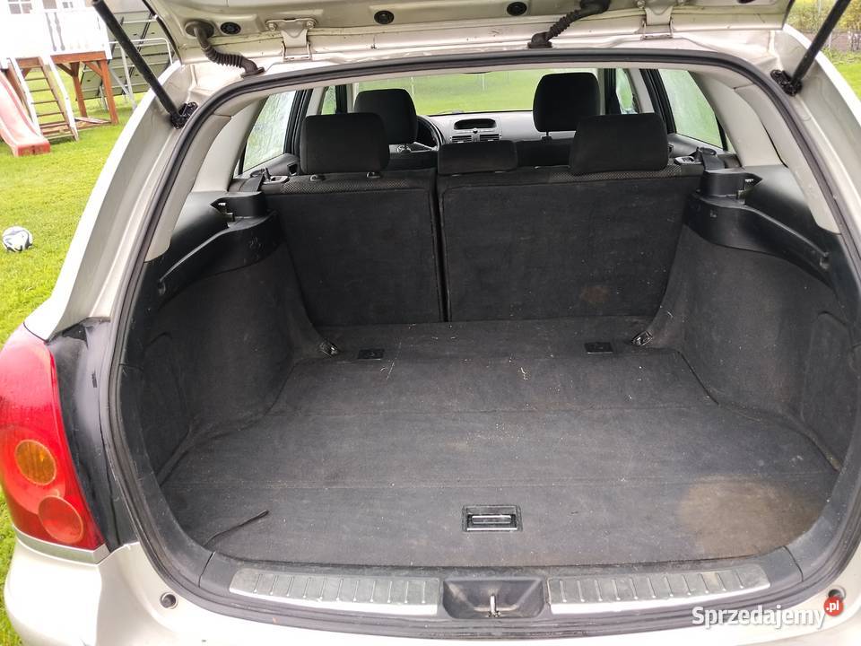 Samochód osobowy Toyota Avensis ll