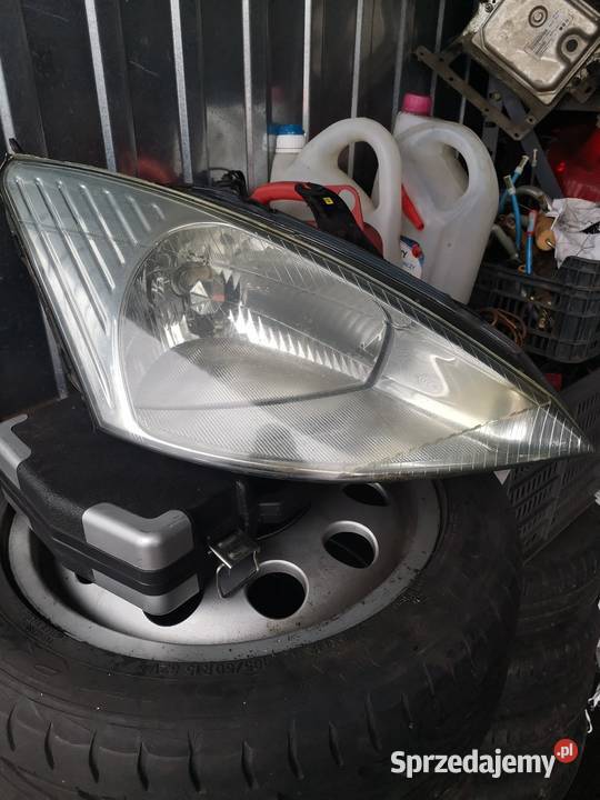 Ford Focus mk2 lampa przód śląskie