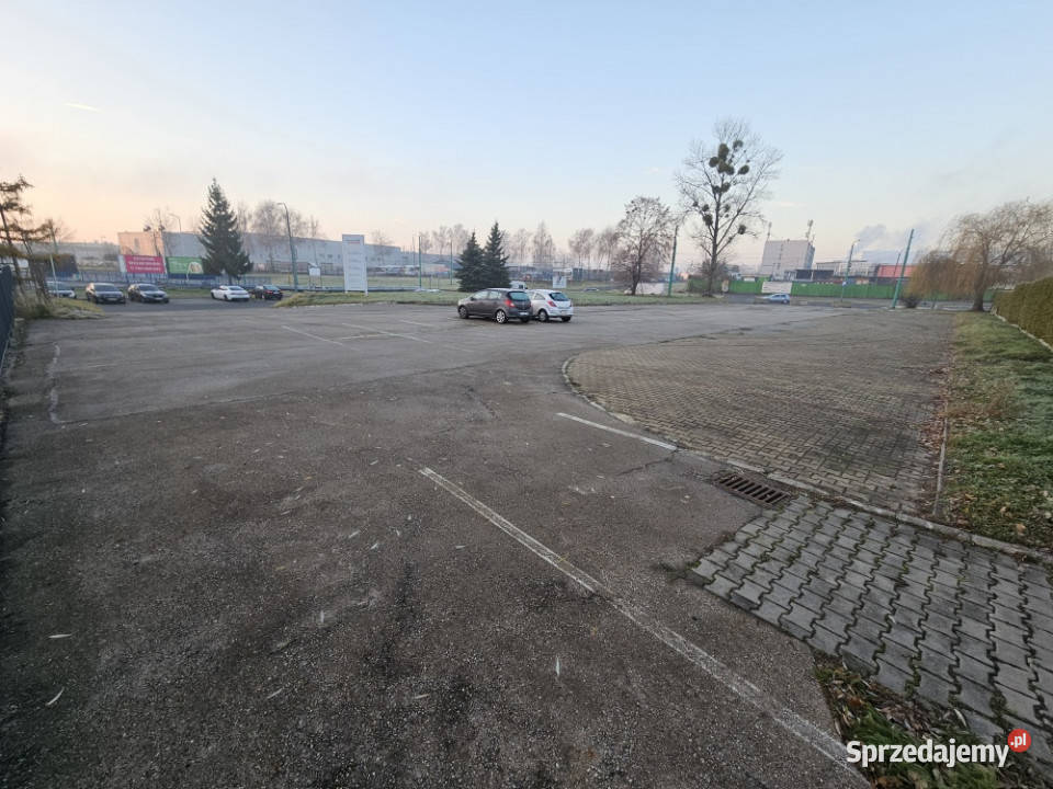 Teren utwardzony skrzyżowaniu Metalowa Fabryczna Tychy
