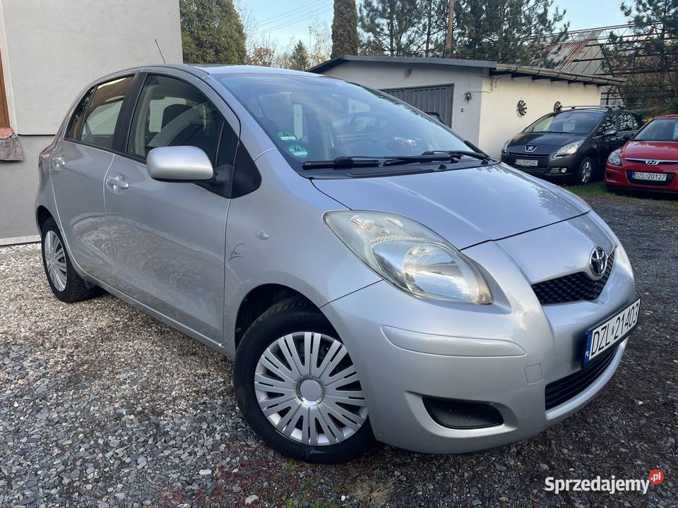 Toyota yaris 2009 5drzwi klima komputer super Jelenia Góra sprzedam