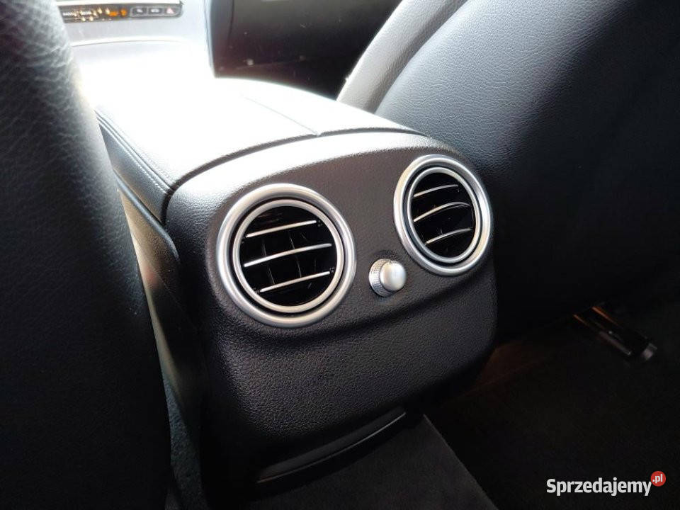 MercedesBenz Klasa C 2020r Carplay Podgrz Fotele diesel Klasa C Warszawa sprzedam