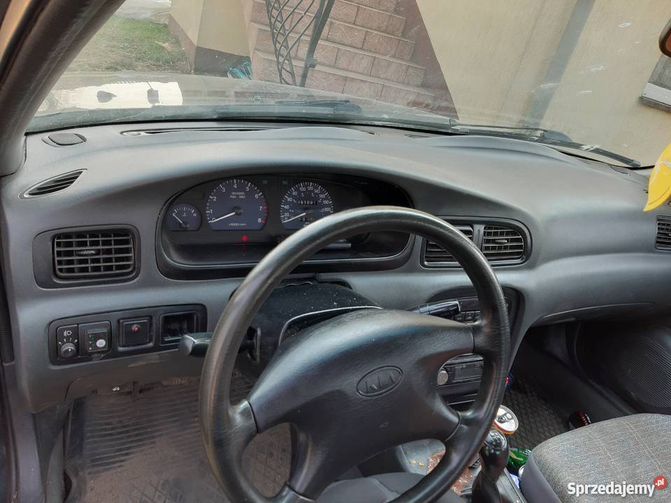 Sprzedam Kia clarus 18 kat immobilizer Clarus sprzedam