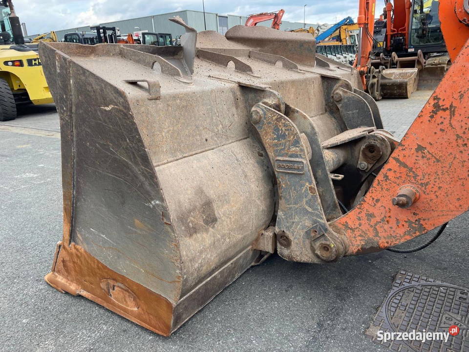 Ladowarka kolowa DOOSAN DL 200 3A tez leasing mazowieckie sprzedam