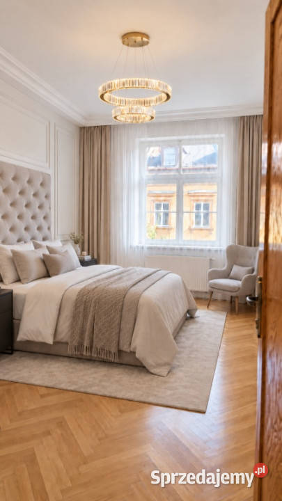 3 pokoje 611 m balkon winda Kraków Stare Miasto