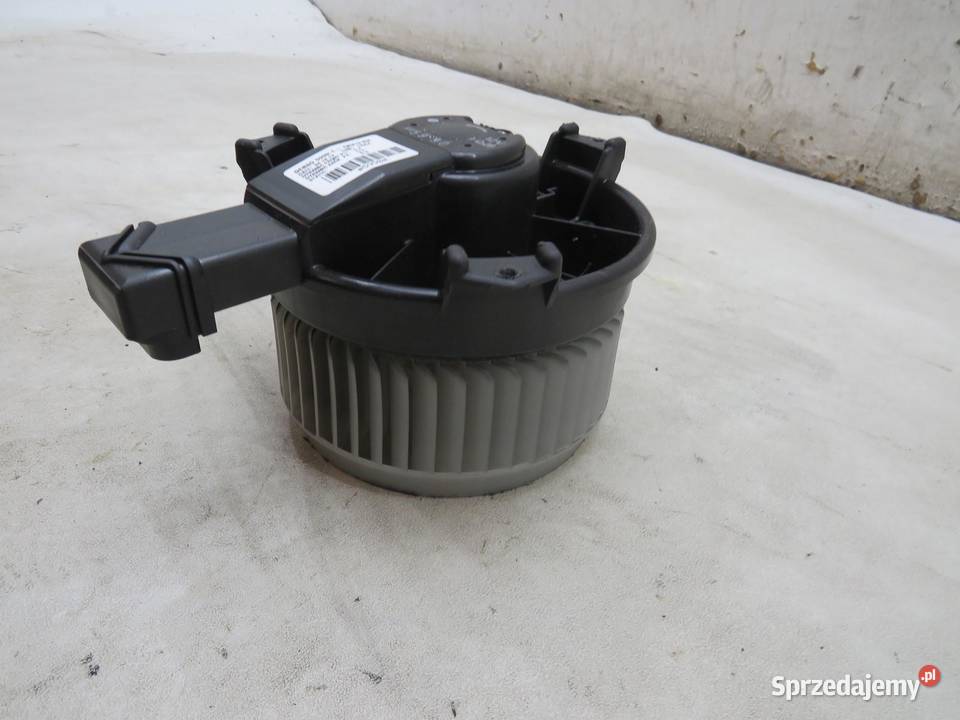 WENTYLATOR DMUCHAWA CRV IV 20 B 5990 Części samochodowe