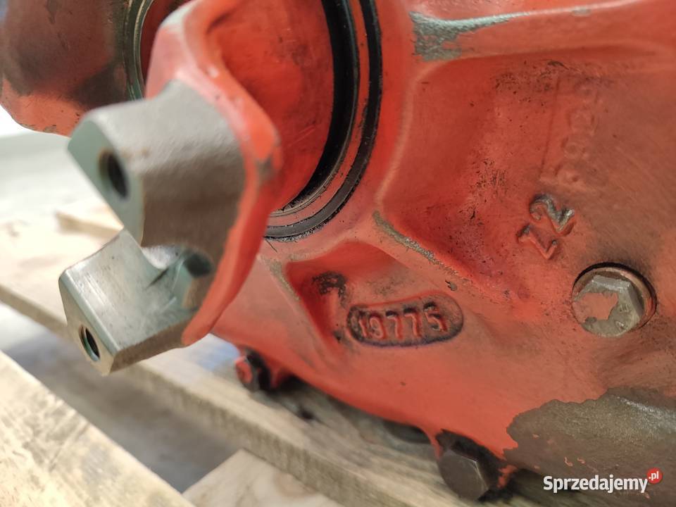 Siłownik skrętu CARRARO MANITOU MLT 523 Wilkowo sprzedam