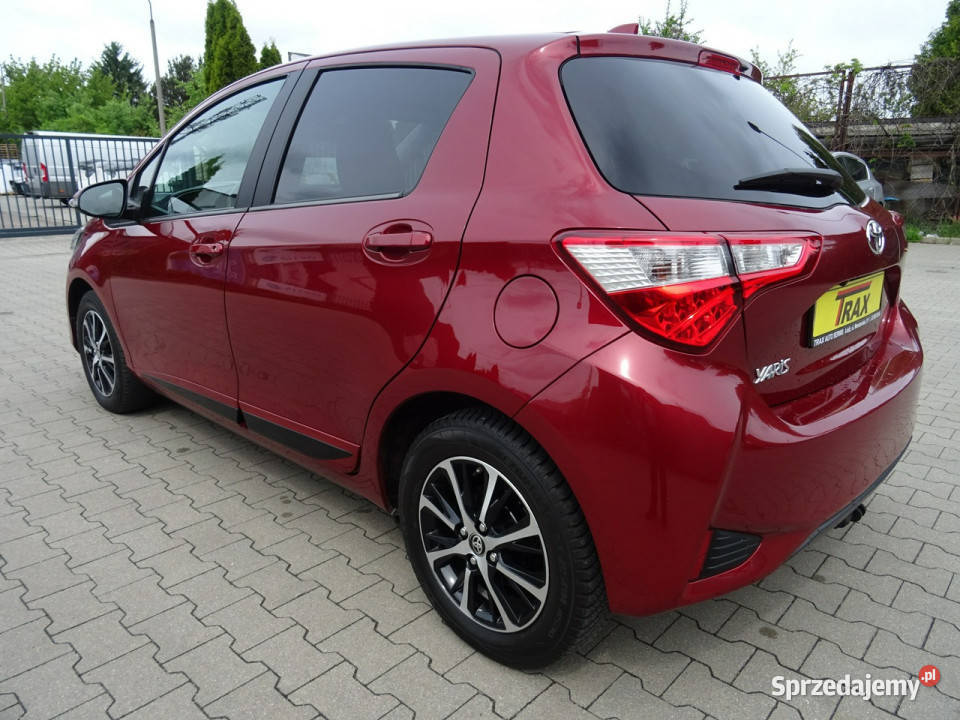 Toyota Yaris Samochód bezwypadkowy w bogatej Zarejestrowany w Polsce łódzkie
