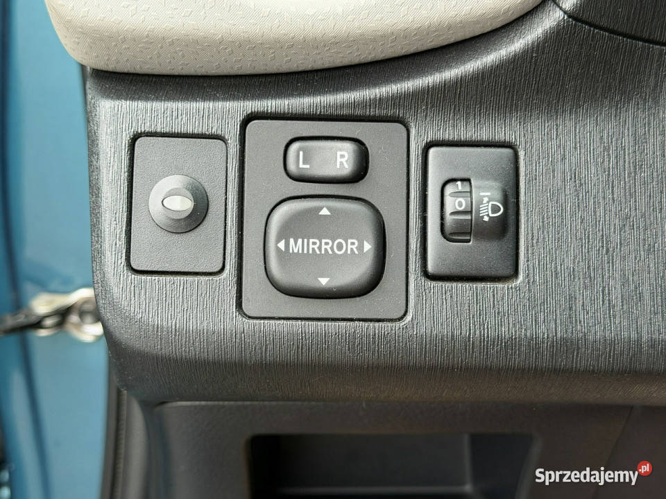 Toyota Yaris 133i 99 SollNawigacjaKamera