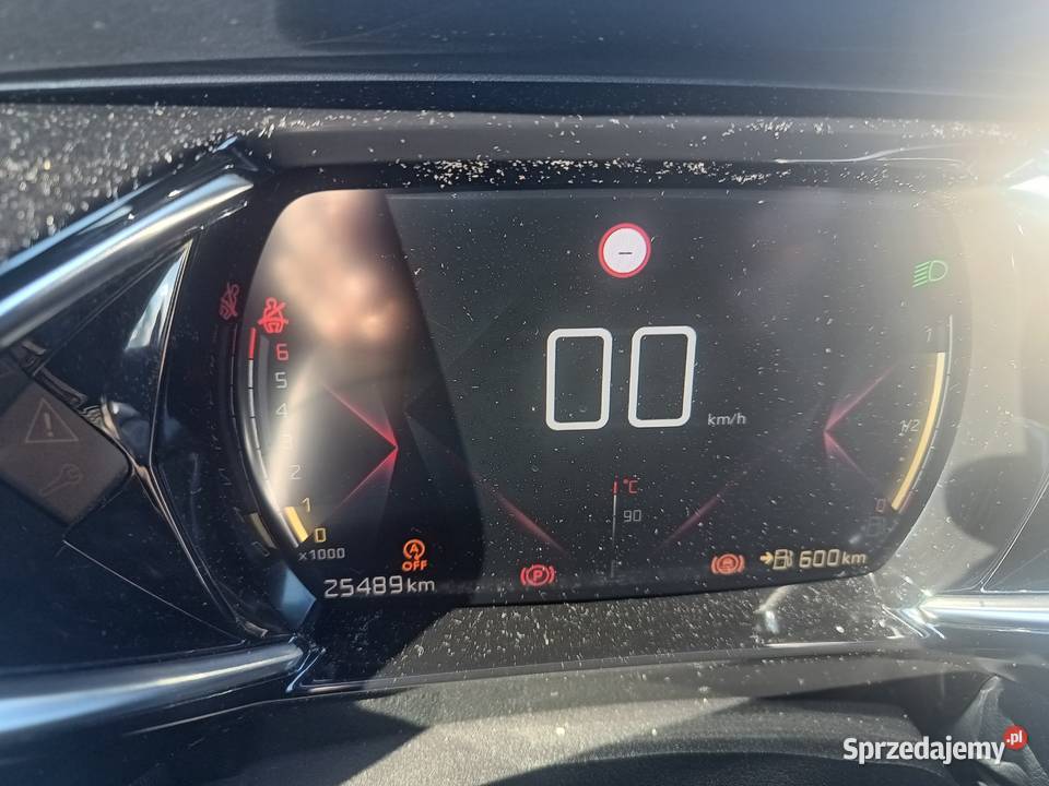 DS3 crossback citroen niski przebieg 12 benzyna lubelskie Wołoskowola sprzedam