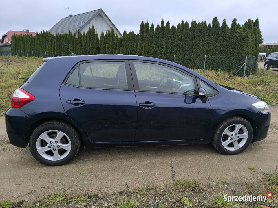 Toyota Auris 2012 sprzedam