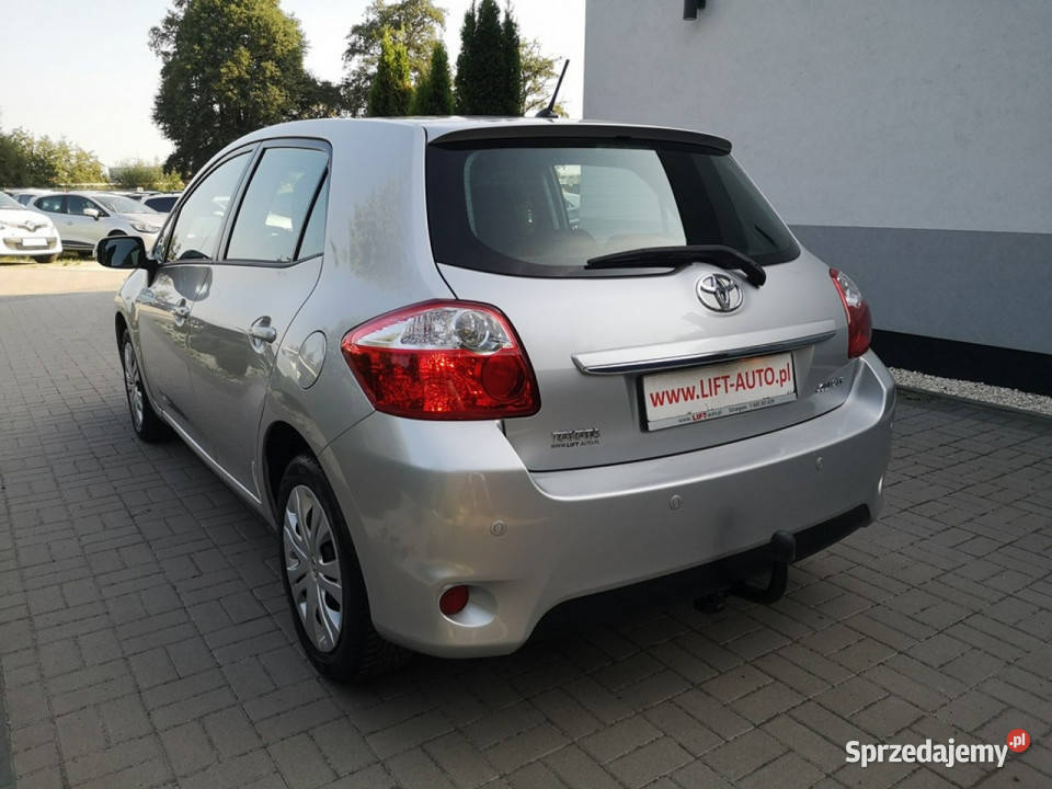 Toyota Auris 16 Benzyna 132 Klimatr LIFT Isofix Auris Strzegom