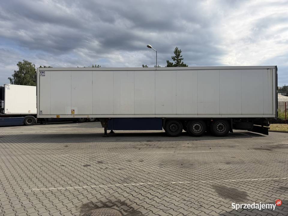 Naczepa Chłodnią Hakowa Grodziowa Schmitz Nowy Sącz