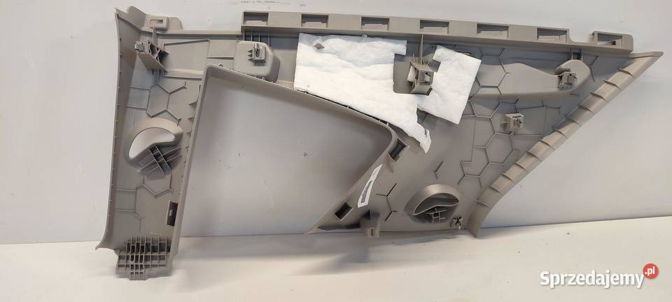 VW TIGUAN ALLSPACE OSŁONA SŁUPKA PRAWY TYŁ osobowe sprzedam