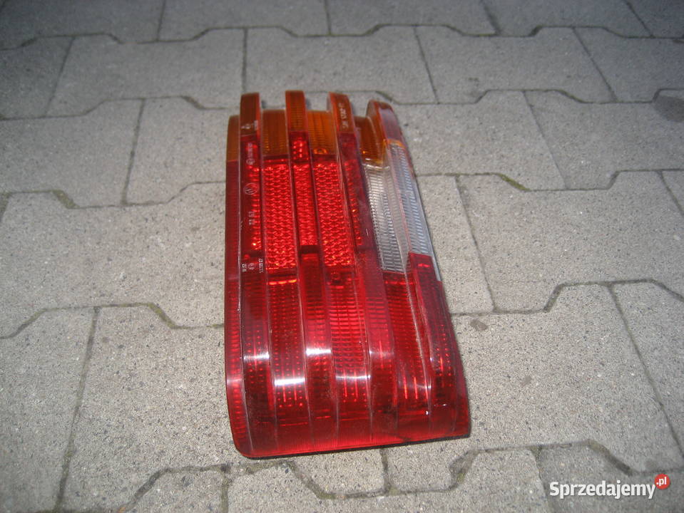 mercedes 114 115 w114 lampa tył prawa Lampy tylne