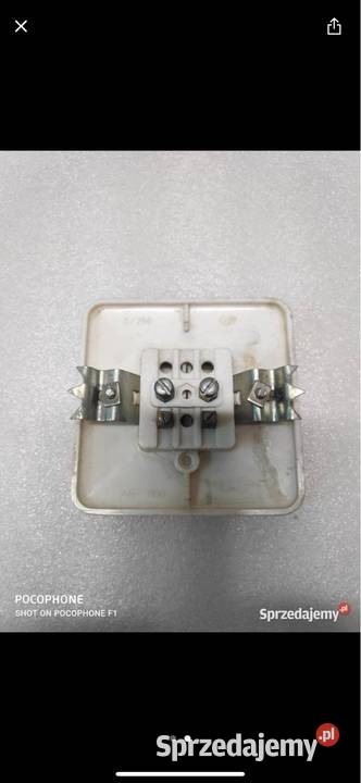 Wyłącznik podwójny firmy Elma 6A 250V typ ART Gliwice sprzedam