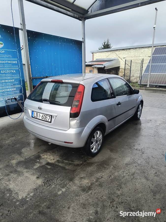 Ford Fiesta 6 125b klima długie opłaty 15 lat w lakier metallic Siedliszcze