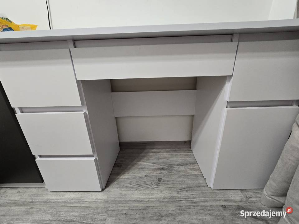 Nowoczesne białe biurko Lublin