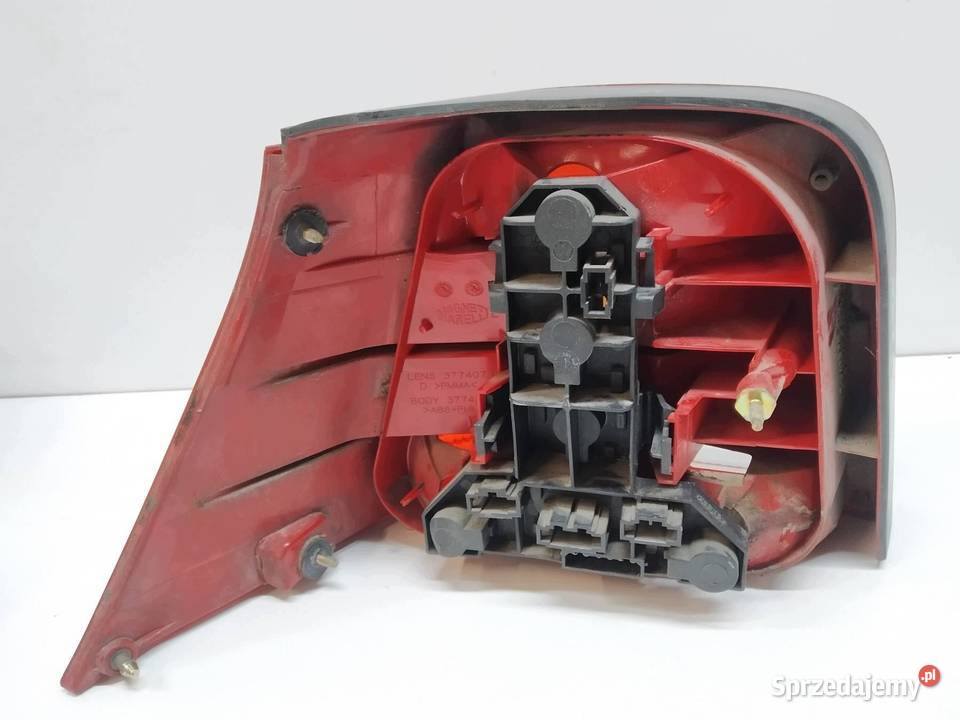 LAMPA TYŁ PRAWA 5D HB LIFT VW Volkswagen Golf IV sprzedam