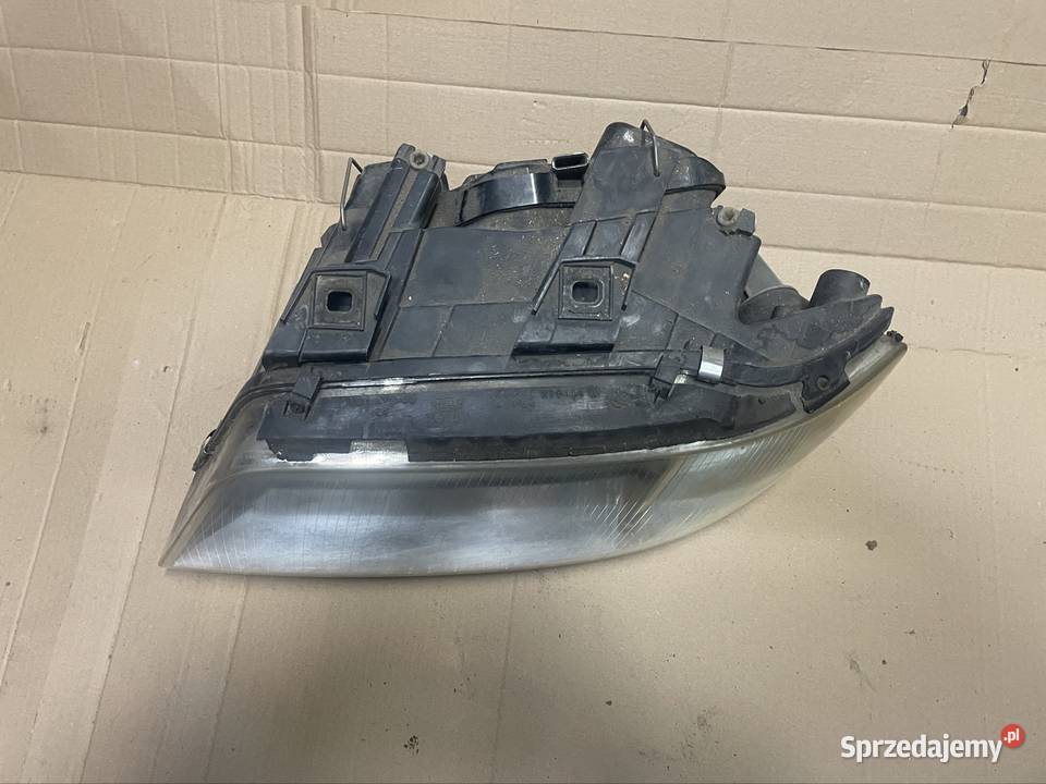 Reflektor lampa lewa przód przednia Audi a6 c5 Szczecin
