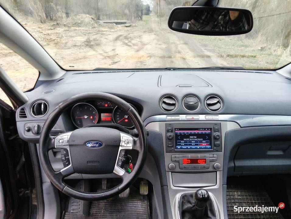 Sprzedam Ford S 2 0 benzyna 2007 7 osobowe czarny śląskie