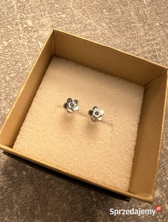 Kolczyki srebrne kwiaty kwiatki Jasło sprzedam