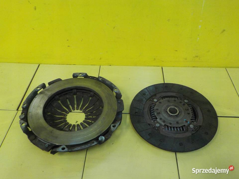 SANDERO 09 TCE TURBO 15r 90 H4B400 sprzeglo