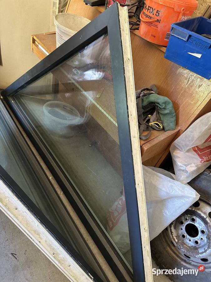 Okna trójkątne antracyt