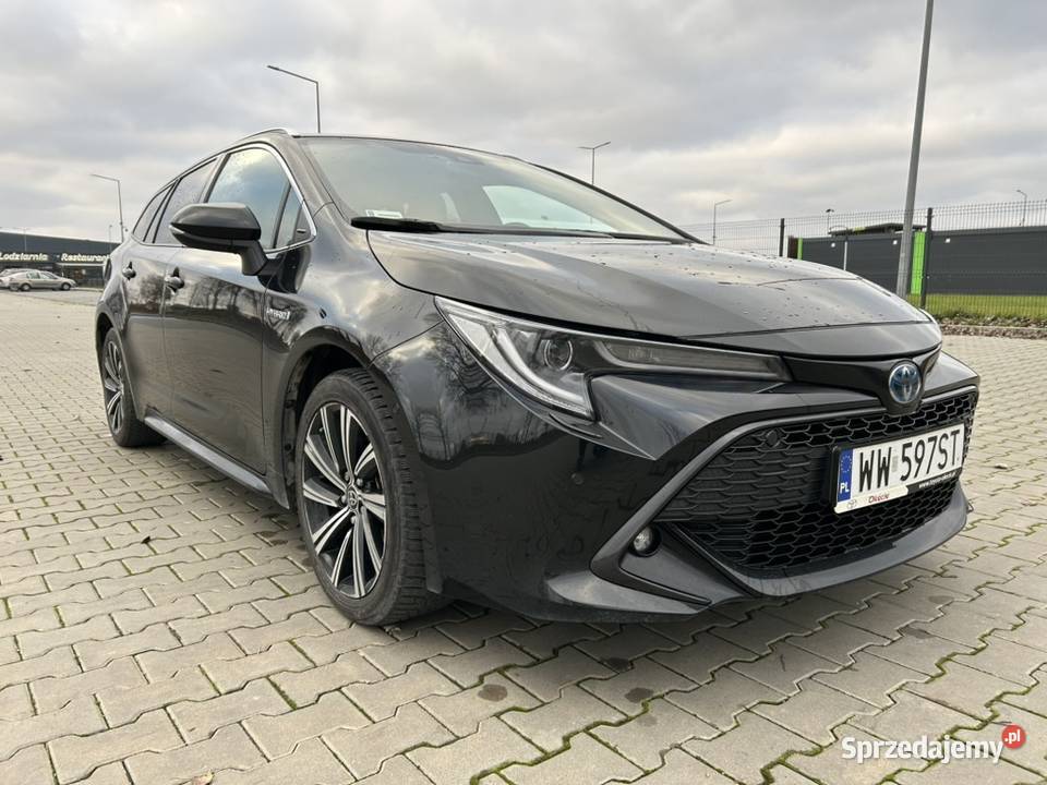 TOYOTA Corolla 18 Hybrid 2021 44000 Salon Polska Ożarów Mazowiecki