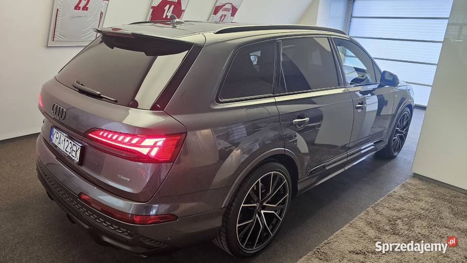 Q7 nowe 2025 Rok produkcji 2025