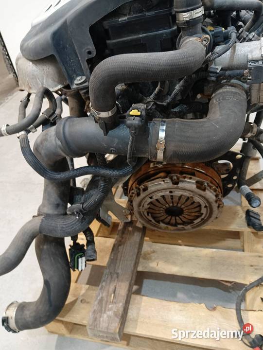 SILNIK KOMPLETNY BENZYNA 940B7000 14 T TJET Fiat