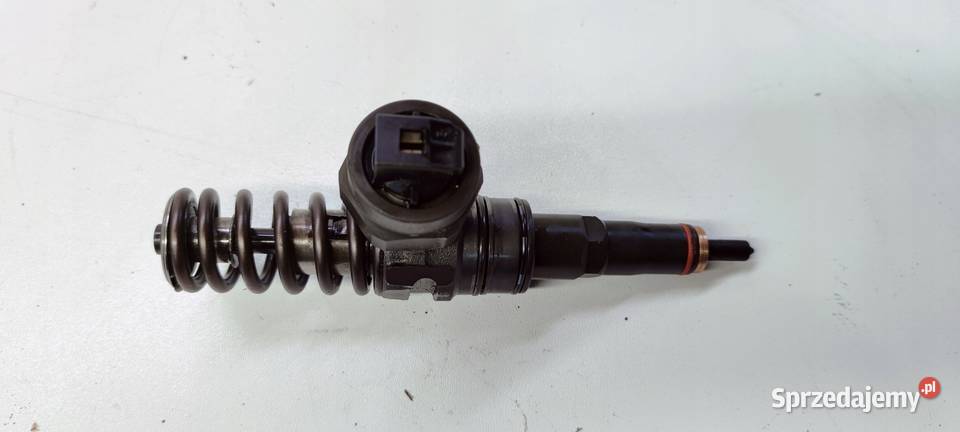 POMPOWTRYSKIWACZ AUDI VW 19 TDI 038130073F USZK osobowe Przystajń sprzedam