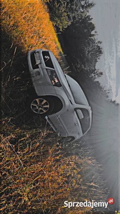 Suzuki grand Vitara 2 4x4 2007 20 B sprawna sprzedam
