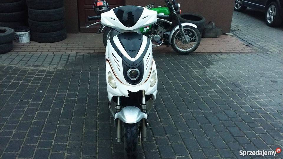 Skuter Baccari flash pomorskie Karsin