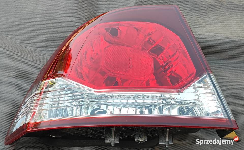 Honda Civic VIII 8 sedan lampa tylna lewa Jaworzno